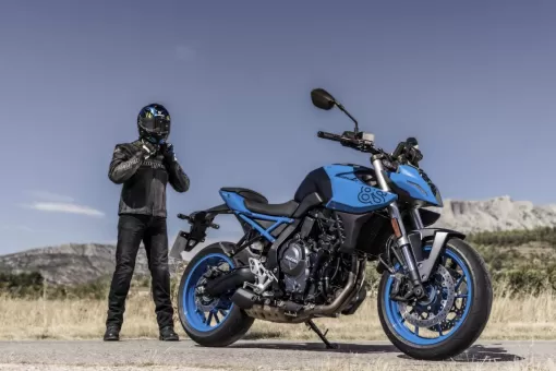 new-gsx8s-action-2-afuwkydppd.jpg