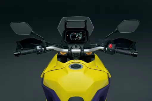 new-vstrom800de-show-8-tcldeh8vx6.jpg